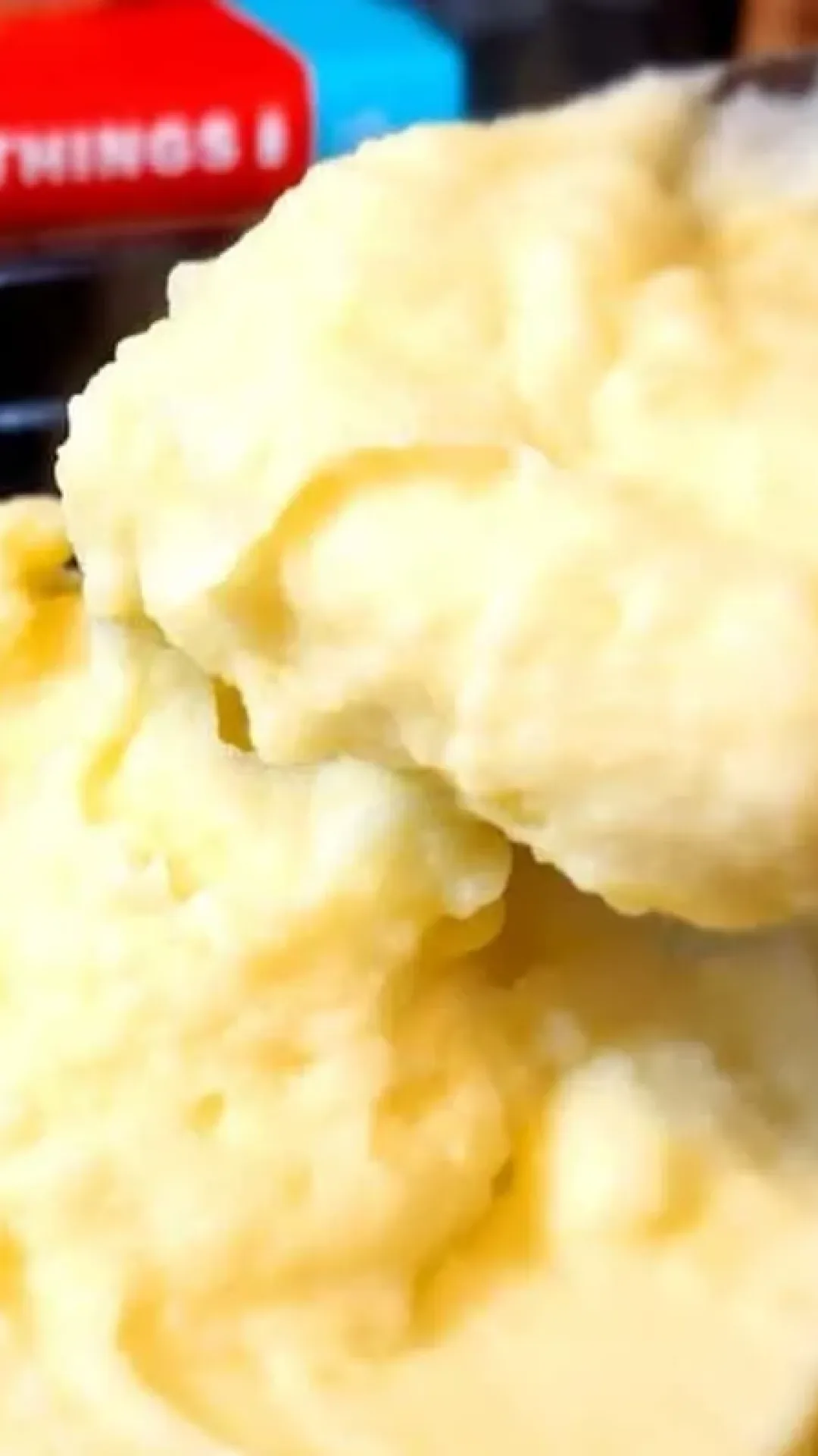 Purê de batata bem cremoso, fácil de fazer e perfeito para acompanhar qualquer refeição