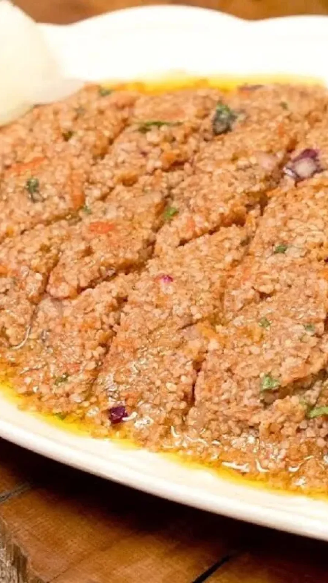 Quibe cru de tomate: leve, refrescante e muito saboroso para o seu almoço