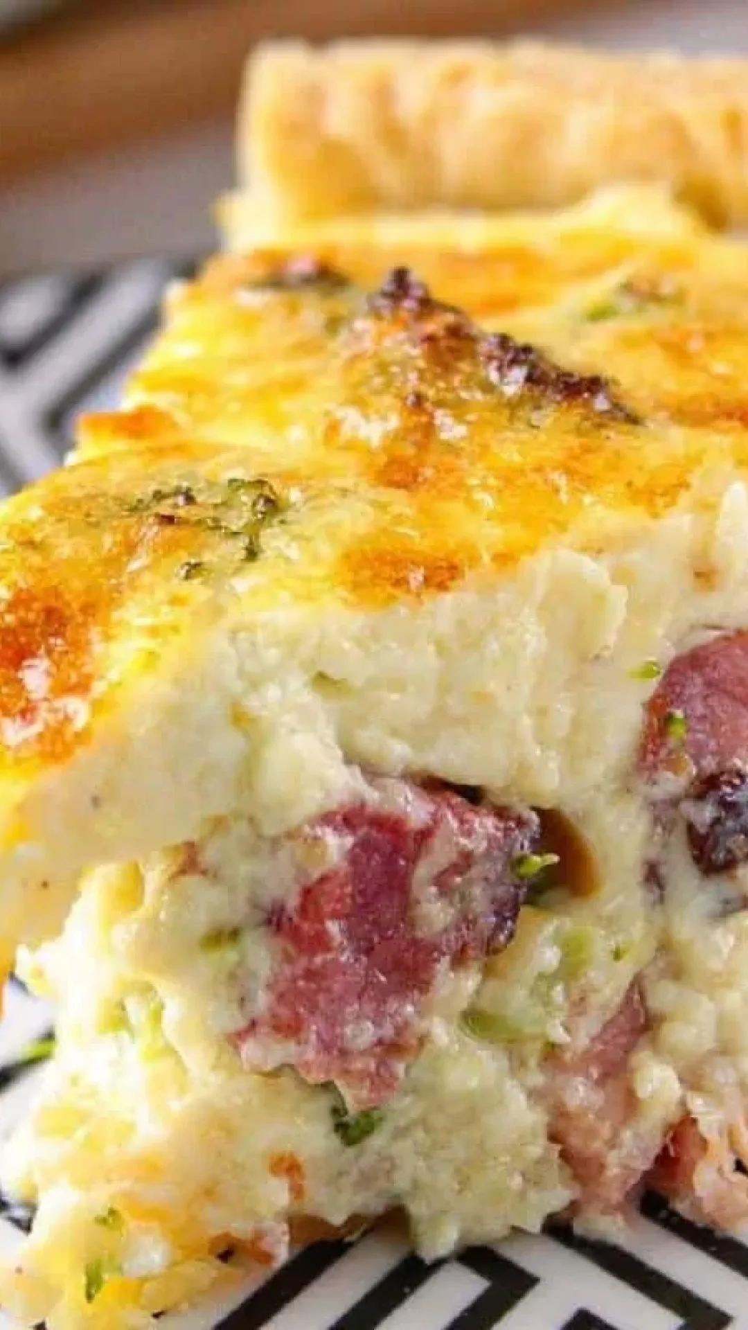 Quiche de brócolis: o lanche perfeito com bacon que desmancha na boca de tão gostoso que fica