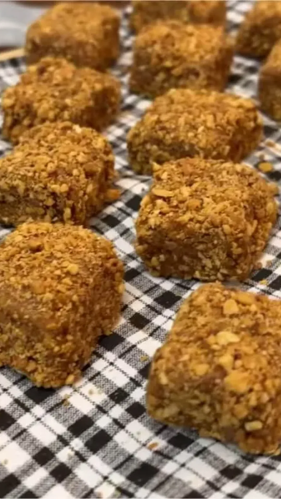 Receita de doce de amendoim com apenas 3 ingredientes e que não vai ao fogo, muito fácil e rápido