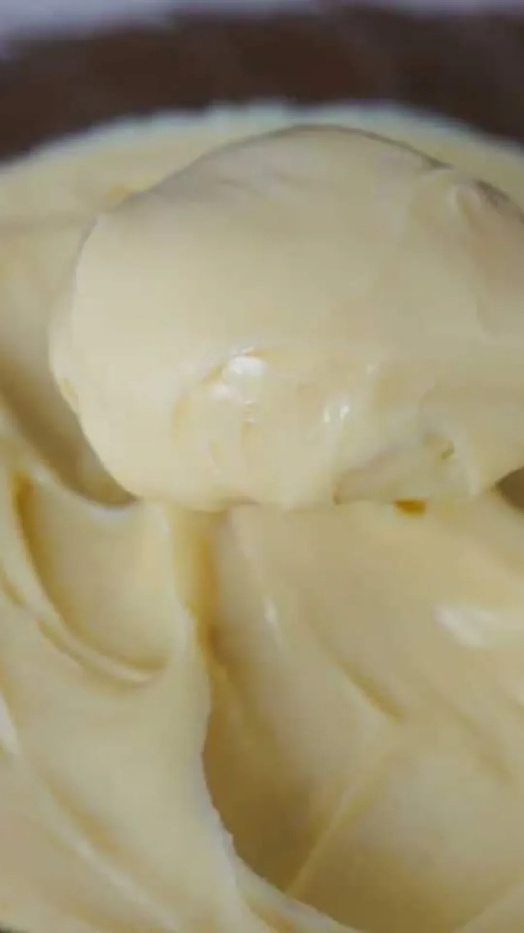 Recheio de leite ninho trufado ideal para bolos e tortas e fica doce na medida certa