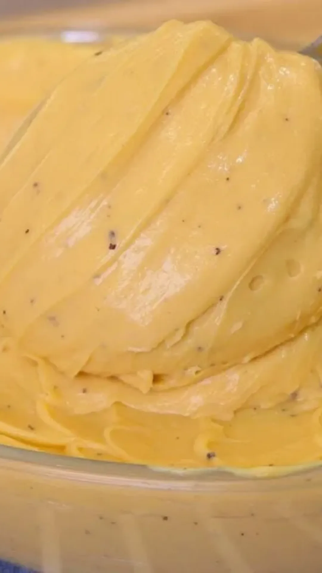 Recheio de maracujá estruturado: fazendo desse jeito não desanda e fica doce na medida certa