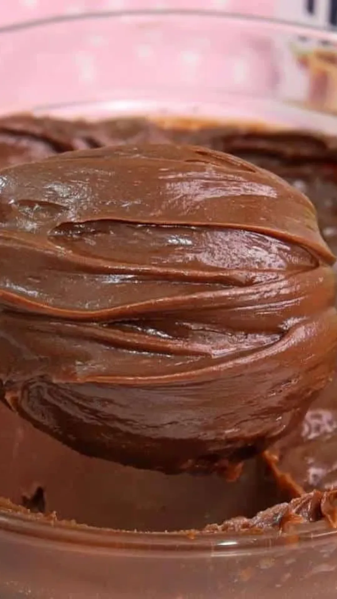 Recheio trufado de Nutella: cremoso e doce no ponto certo para seus bolos e sobremesas