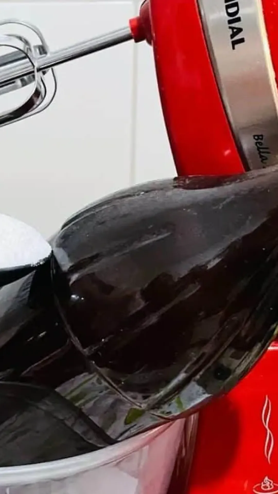 Sabão de óleo usado com poucos ingredientes, receita econômica e que rende bastante