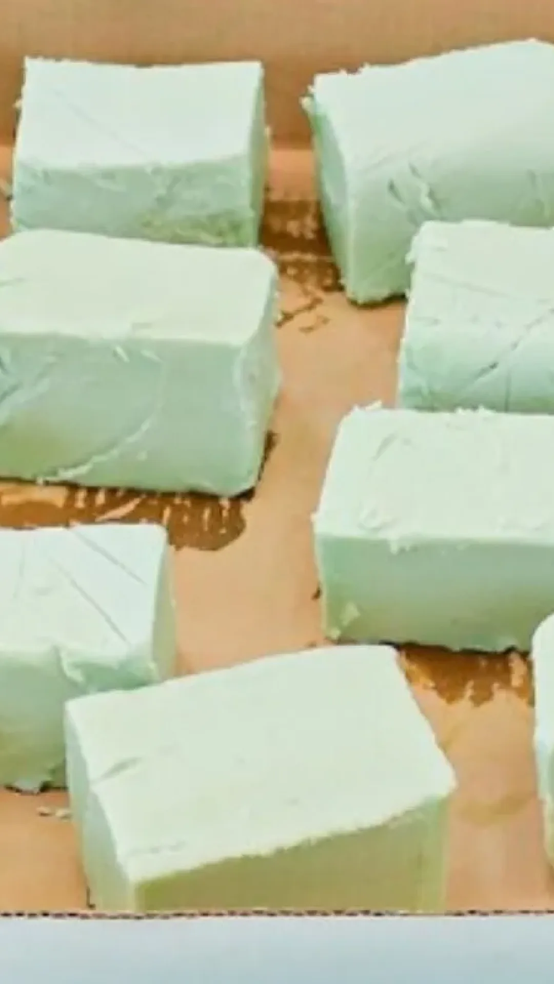 Sabão de óleo usado mais fácil do mundo receita rápida econômica e poderosa na limpeza