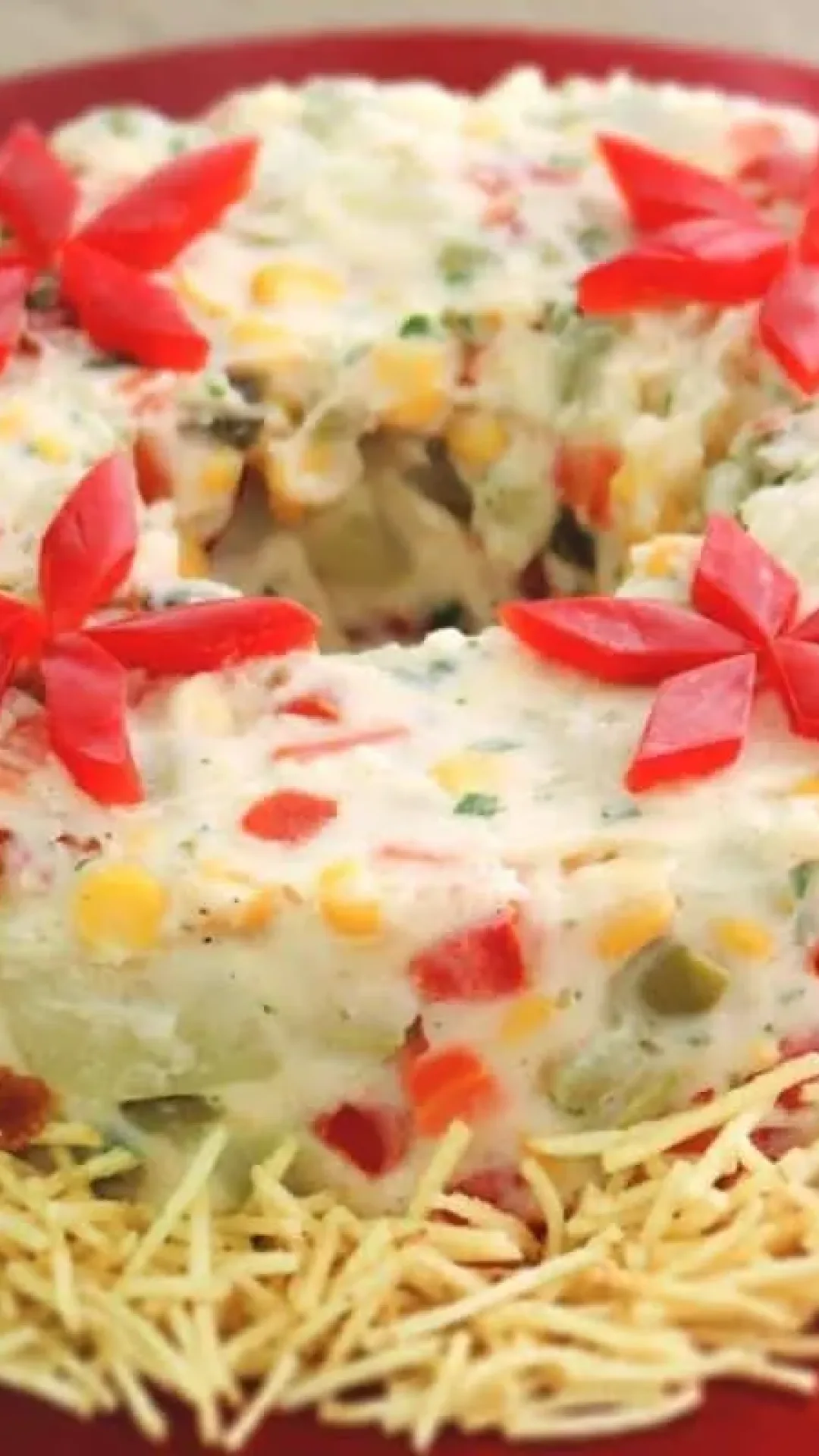 Salada de maionese linda e saborosa para enfeitar sua mesa no almoço de natal