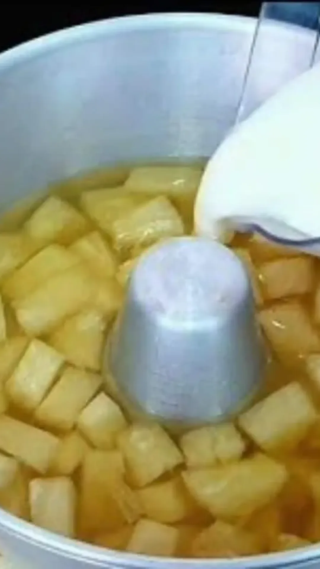 Sobremesa deliciosa e prática com ingredientes simples, que vai deixar um gostinho de quero mais