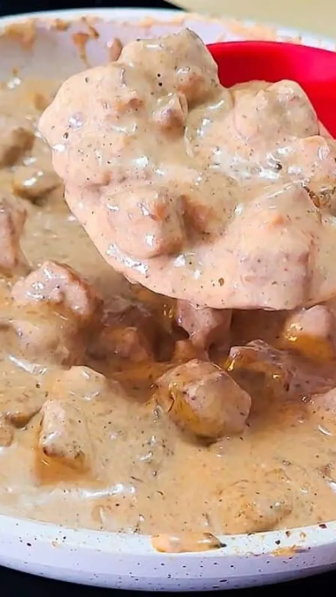 Strogonoff de carne: delicioso e fácil para o seu almoço de feriado