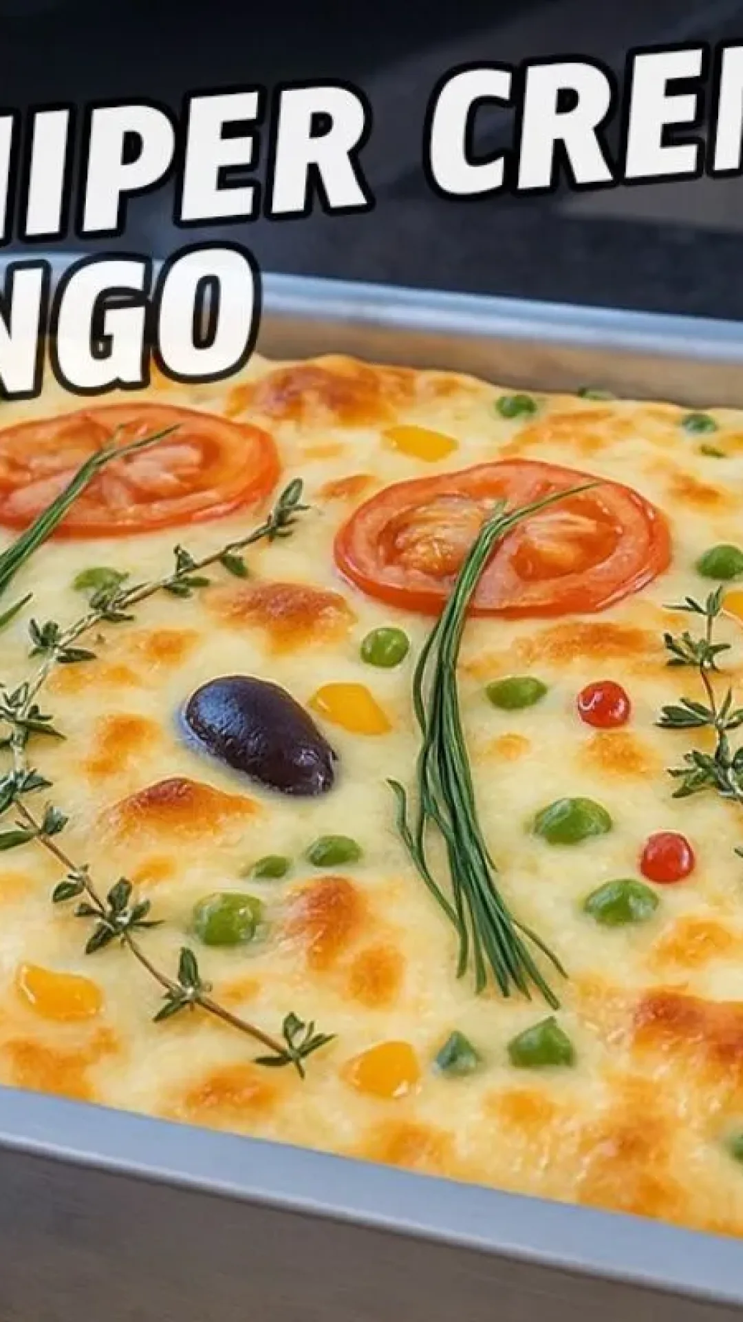 Torta de frango cremosa, uma delícia super recheada, ideal para o seu final de semana