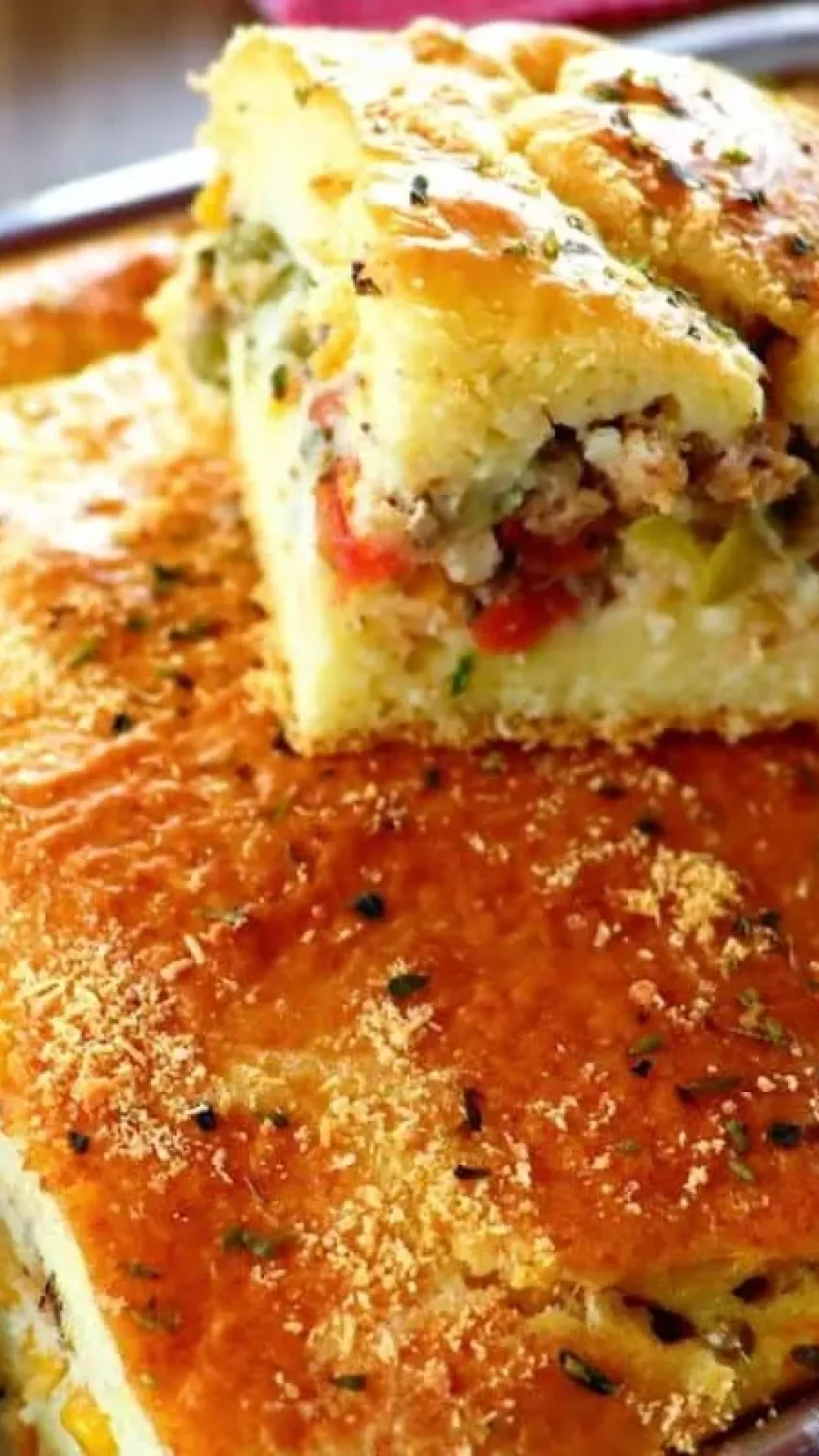 Torta de sardinha de liquidificador fofinha: molhadinha e prática para qualquer refeição