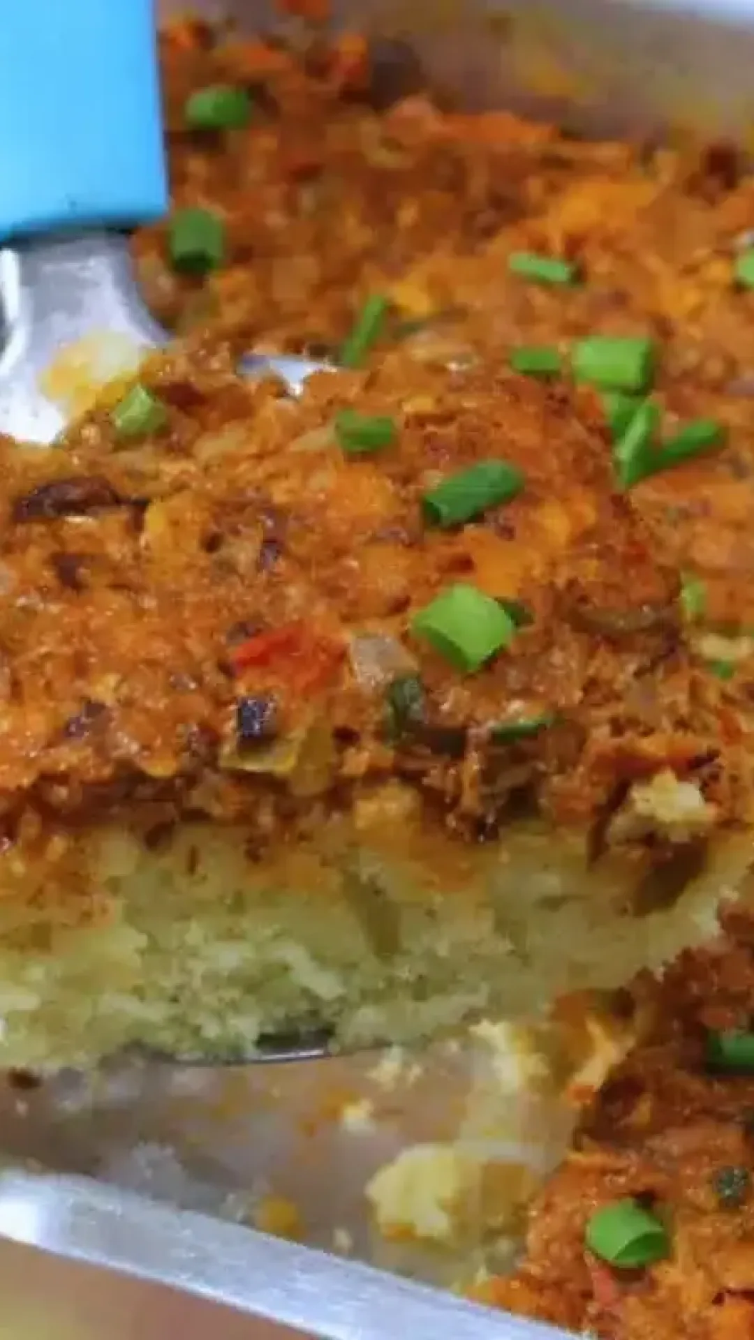 Torta de sardinha fofinha e rápida, feita no liquidificador, perfeita para o seu lanche da tarde