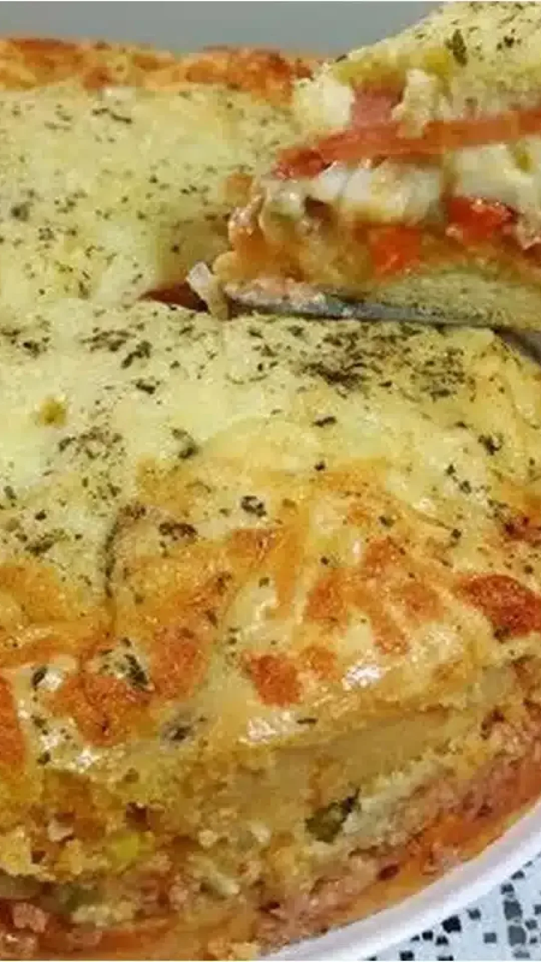 Torta portuguesa super recheada e cheia de sabor para seu lanche ou jantar