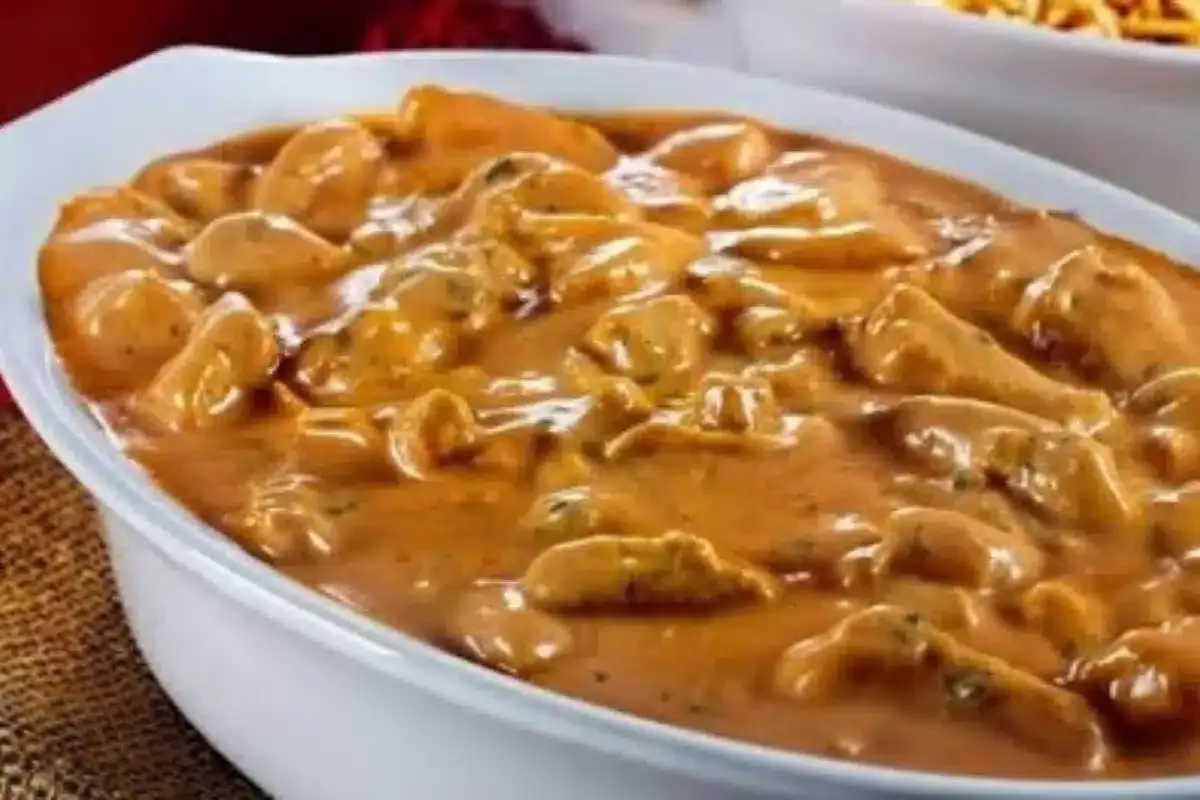 Strogonoff de carne de restaurante: acerte no ponto da carne