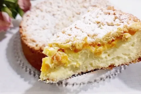 Torta cheesecake de ricota com recheio de damascos, uma rece