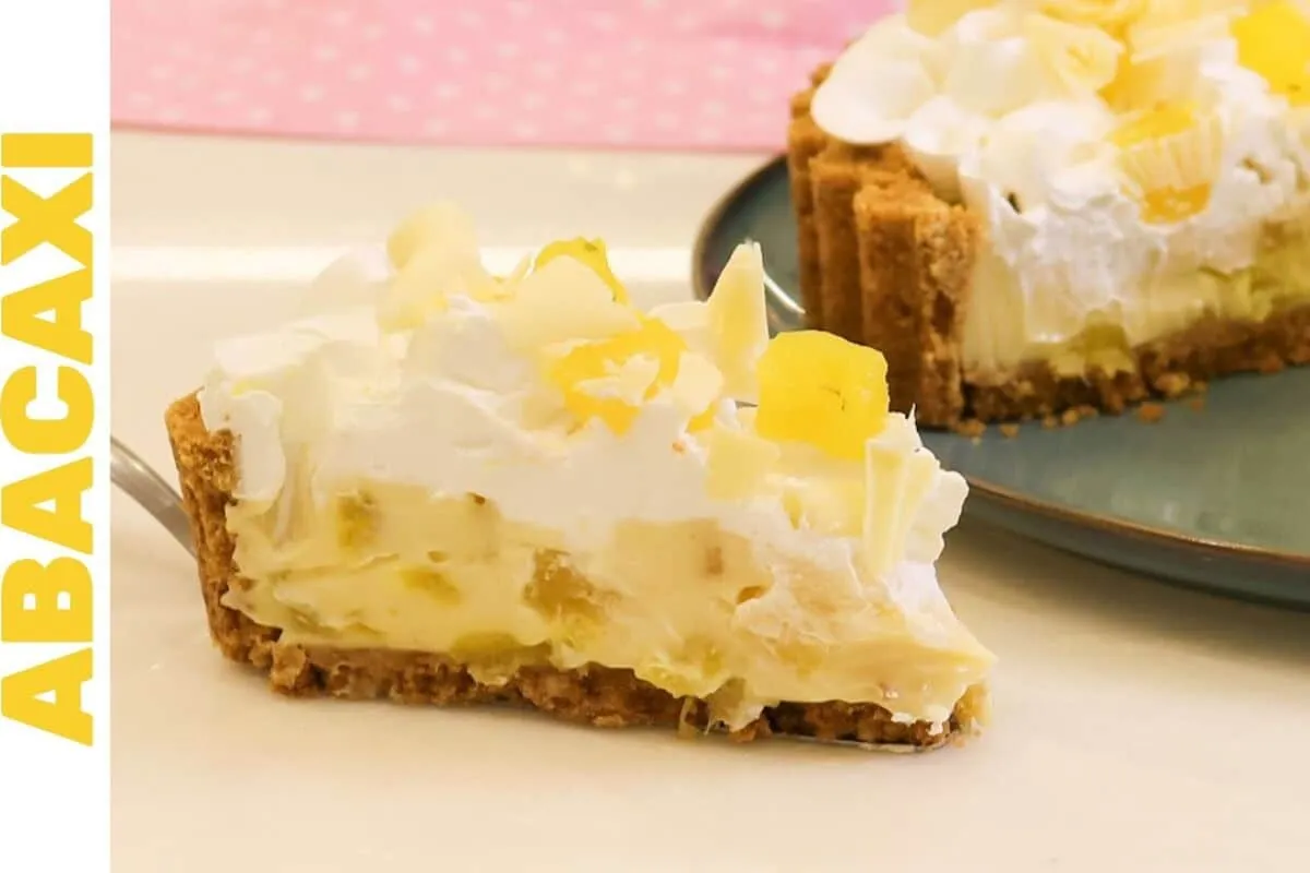 Torta de abacaxi gelada: sobremesa refrescante e fácil para