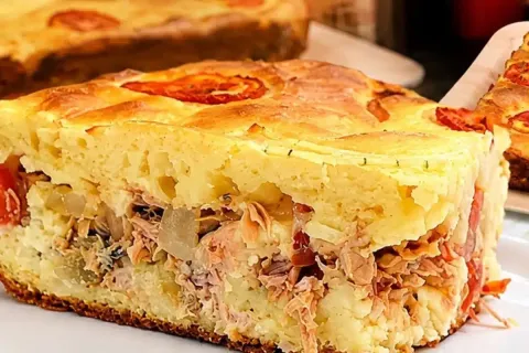 Torta de atum bem recheada de liquidificador feita com rapid