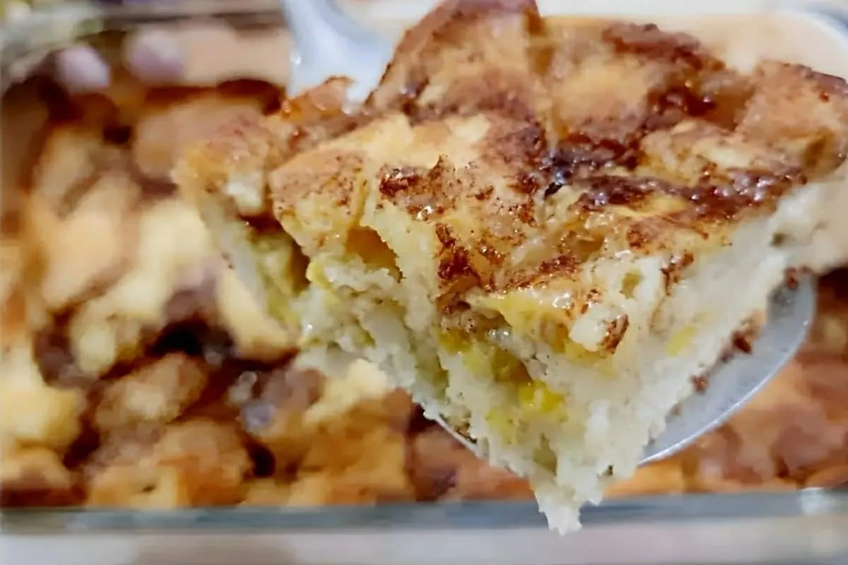 Torta de banana rápida e fácil basta misturar os ingrediente