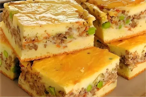 Torta de carne moída com ovo cozido de liquidificador prátic