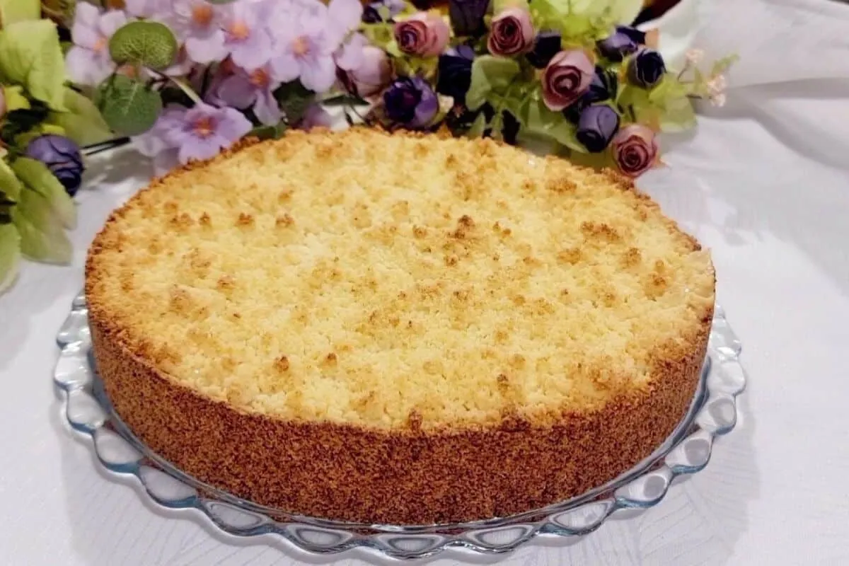 Torta de coco: uma sobremesa rápida e muito fácil de fazer,