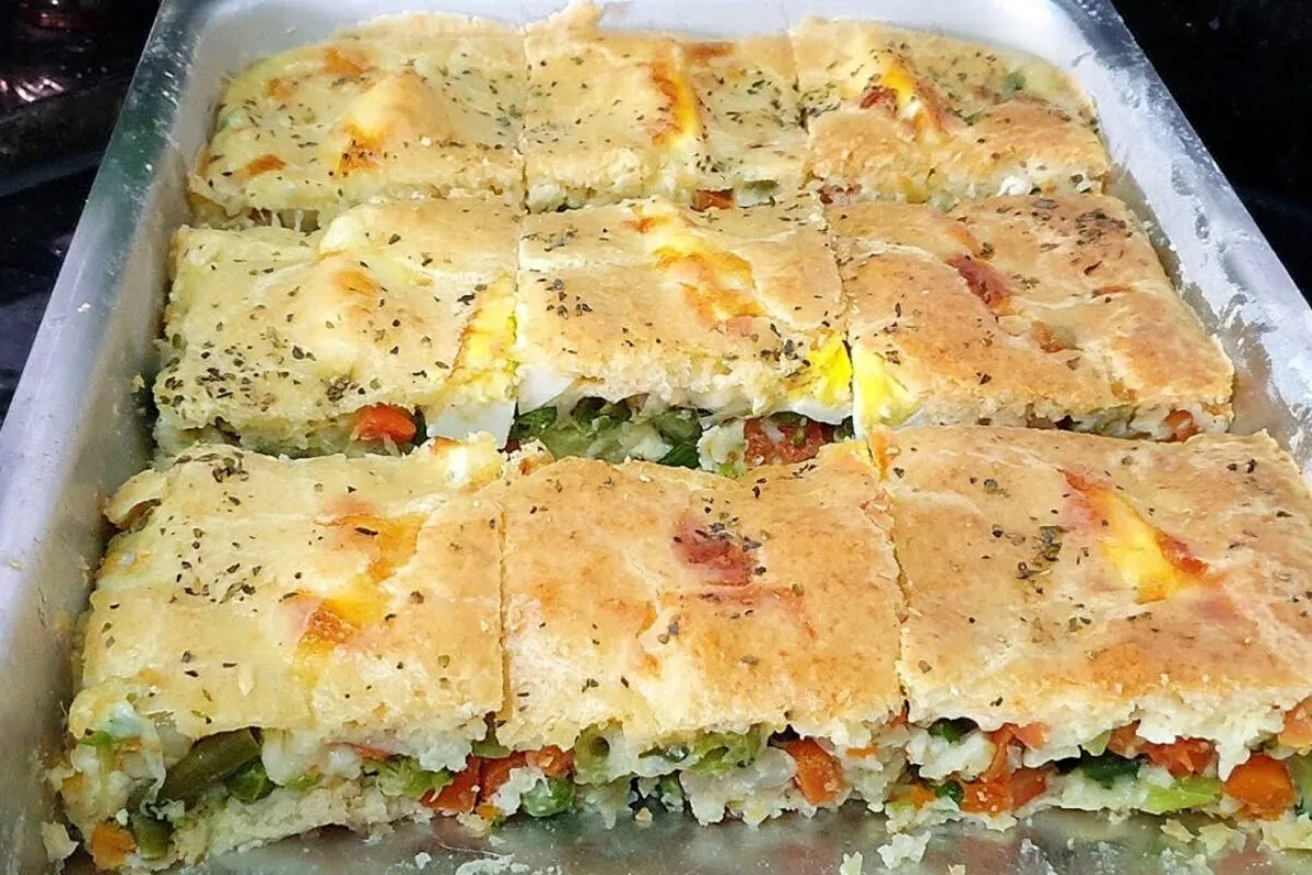 Torta de legumes com ovos super gostosa e um gostinho marcan