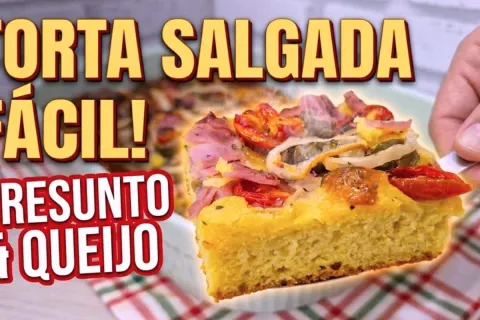 Torta de presunto e queijo feita com uma massa de iogurte le