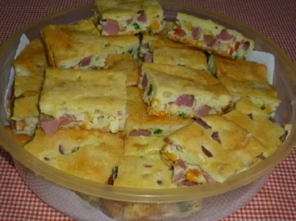 Torta de Salsicha Simples e Rápida