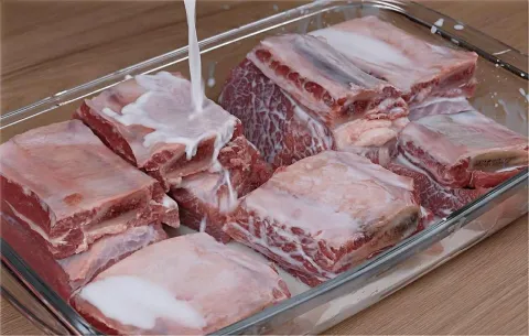 Um jeito novo de preparar costela assada que vai deixar todo
