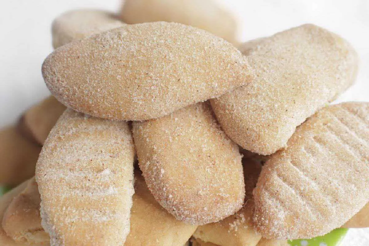 Um tradicional biscoito português delicioso para você servir
