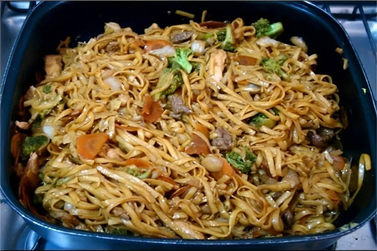 Yakissoba caseiro fácil uma receita fácil que aprendi no res